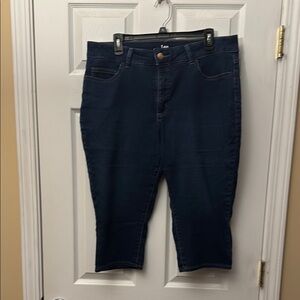Lee Women's Dark Blue Jeans Capris
